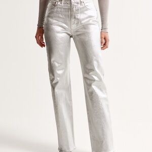 90s High Rise Relaxed Jeans from Abercrombie in Silver